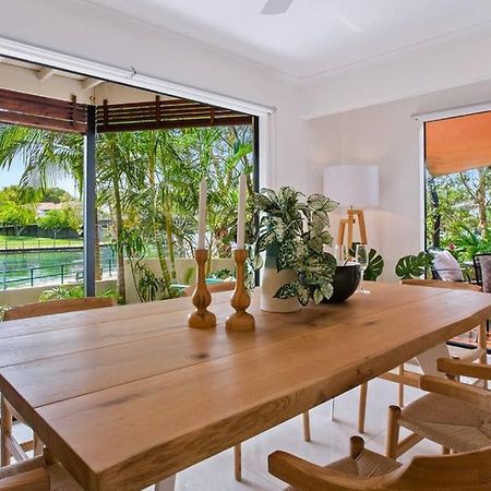 Quay Largo: Riverside Haven Noosaville Bagian luar foto