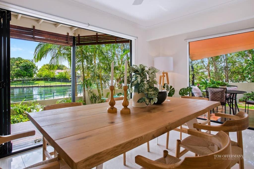 Quay Largo: Riverside Haven Noosaville Bagian luar foto